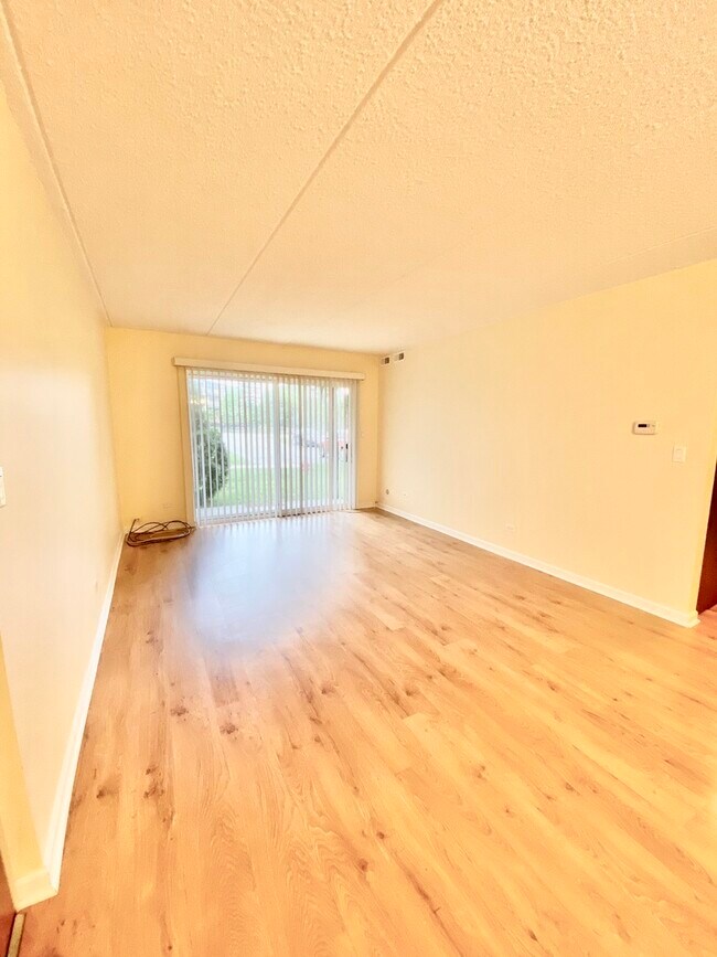 Building Photo - 259 Stoneybrook Ln