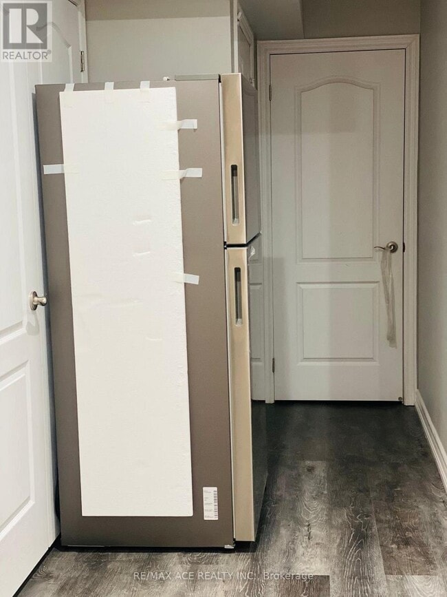 Building Photo - 152 Sea Drifter Cres