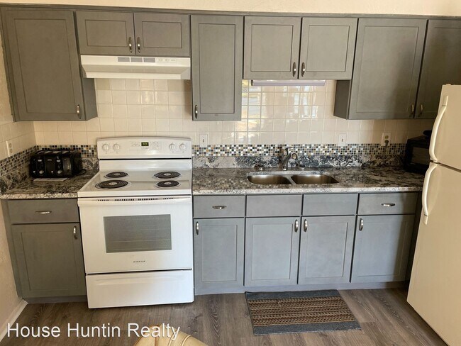Building Photo - 1 br, 1 bath House - 4358 TAHITIAN GARDENS...