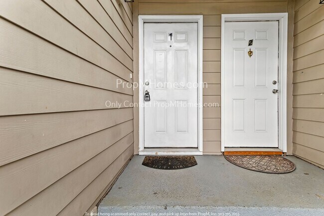 Building Photo - 121 Molalla Ave