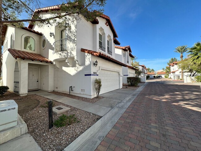 Building Photo - DAYSPRINGS