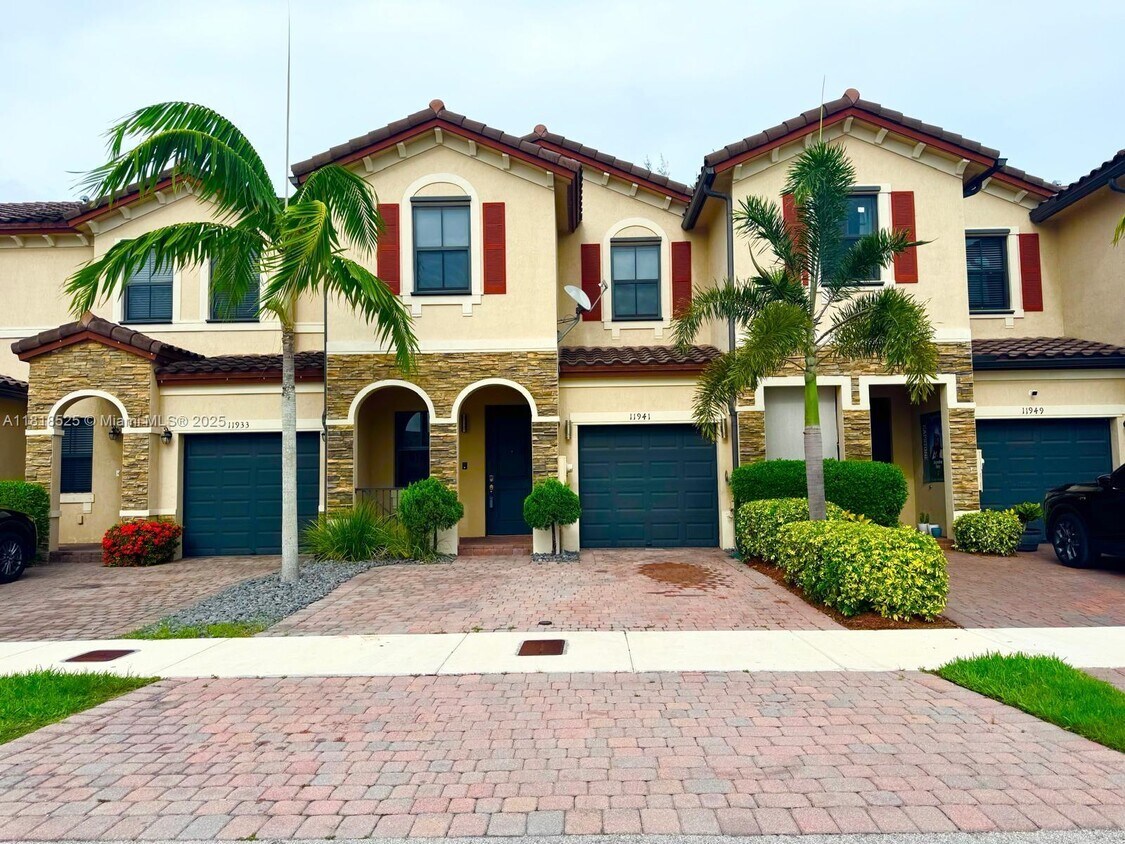 Foto principal - 11941 SW 150th Pl