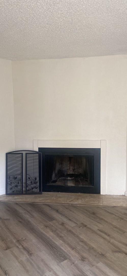 Building Photo - Wonderful secluded location in West Davis.