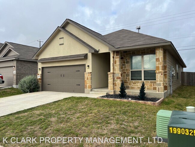 Foto del edificio - 3 br, 2 bath House - 4903 CAMBRIDGE PARK