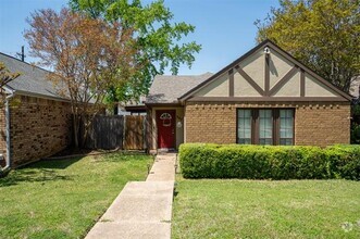 Building Photo - 307 Teakwood Ln