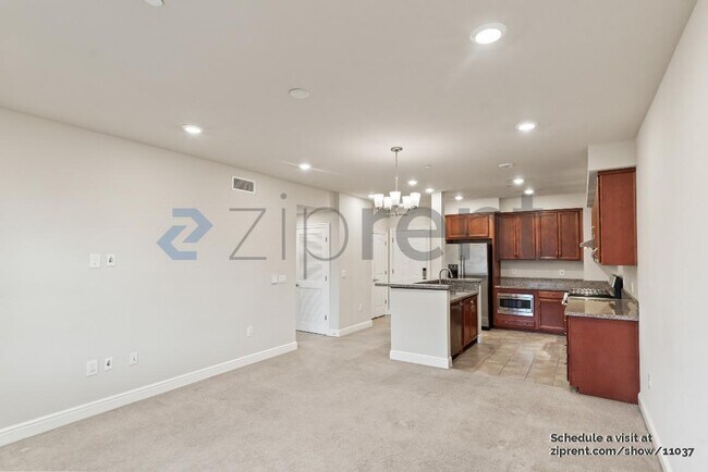Building Photo - 1368 El Camino Real
