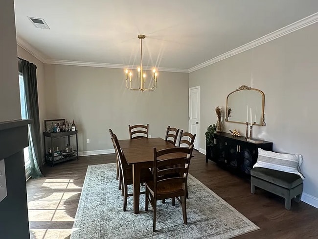 Building Photo - 4024 Rockland Cir SE