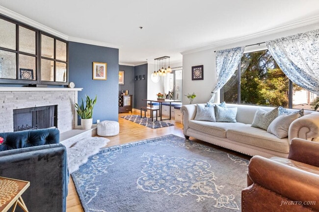 Photo - 1565 Sacramento St Apartment