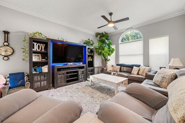 Building Photo - 3048 El Camino Real, West Palm Beach, FL 3...