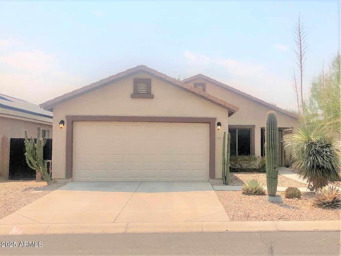 Primary Photo - 6703 E San Tan Way