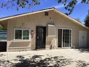 Building Photo - 3722 Knox Ave