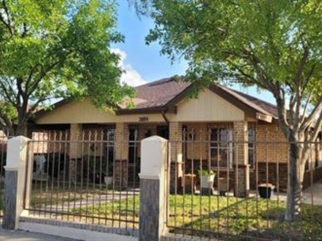 Foto del edificio - 2889 Siwell Street