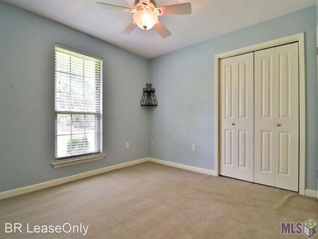 Foto del edificio - 4 br, 2 bath House - 5281 Glenburnie Dr.
