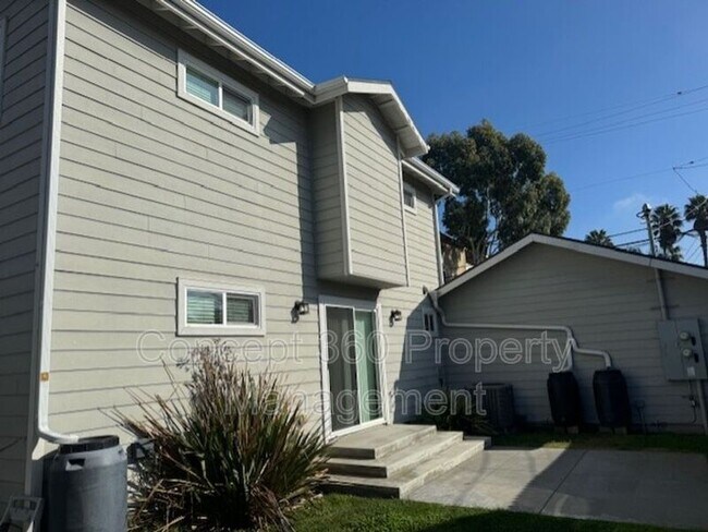 Foto del edificio - 1618 Stanton Pl