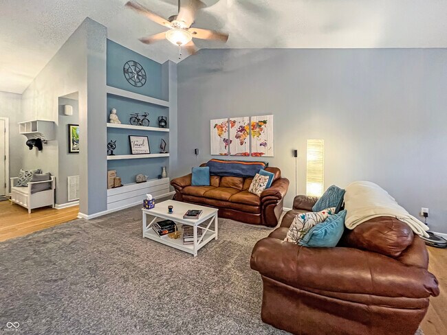 Foto del edificio - 2636 Bluewood Way