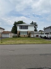 Building Photo - 175 Vern Ln