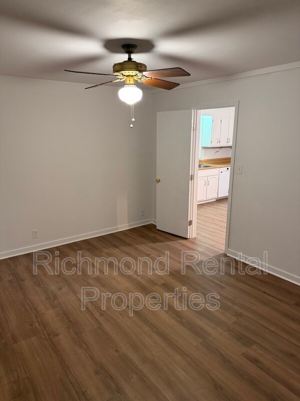 Foto del edificio - 10100 Bayham Dr