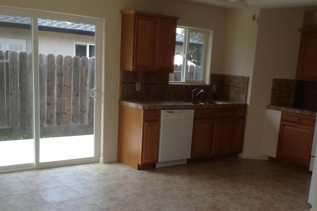 Foto principal - 1072 1/2 Monterey St.