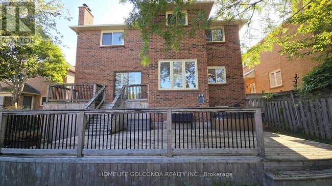 Building Photo - 1245 Greeniaus Rd