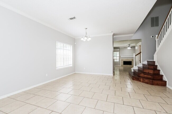Foto del edificio - 4535 Echo Falls Dr