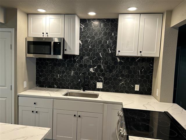 Foto del edificio - 2815 Hedgerow Dr