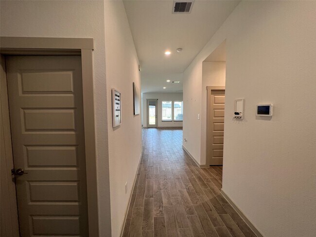 Building Photo - 28442 Hazel Trl