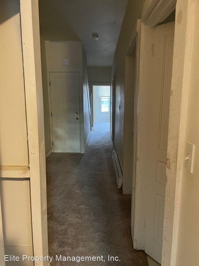 Foto del edificio - 1 br, 1 bath House - 322 Pine St., Unit #1