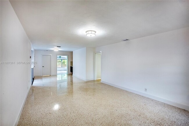 Photo - 407 Minorca Ave House
