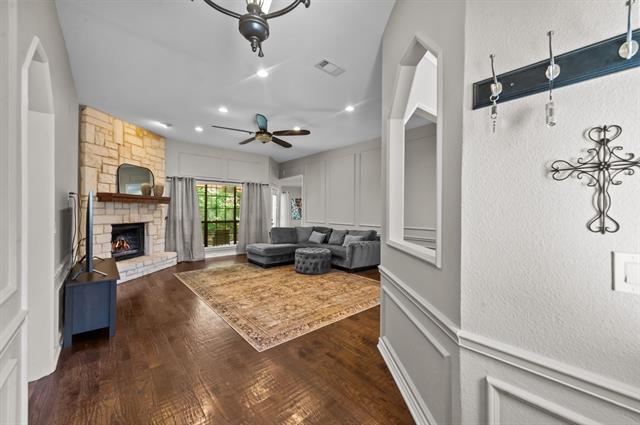 Foto del edificio - 5229 Kelso Ln