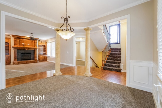 Building Photo - 16885 W 161St Terrace, Olathe, KS, 66062