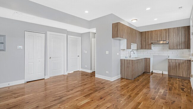 Foto del edificio - 346 E 50th St