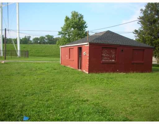 Building Photo - 218 E North St