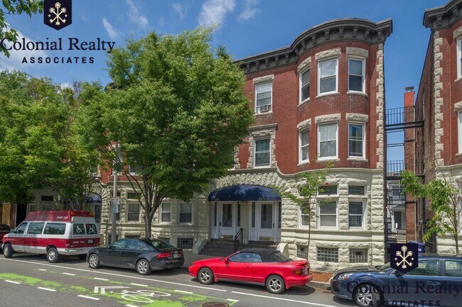Foto del edificio - 61 Brighton Ave
