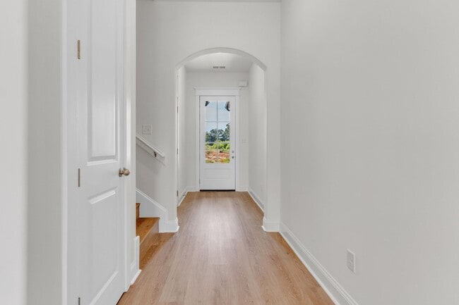 Building Photo - ChateletDrive4839