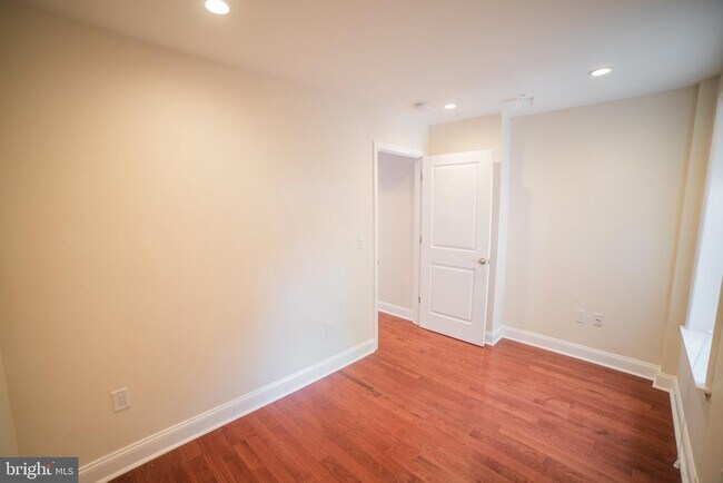 Foto del edificio - 1927 Spruce St