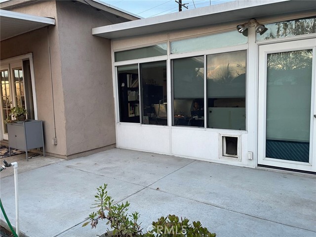 Building Photo - 1037 Valinda Ave
