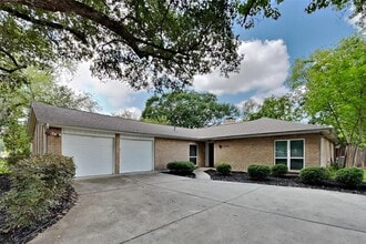 Building Photo - 12018 Whittington Dr
