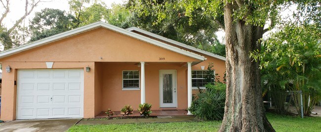 Foto del edificio - 309 Fairfield St