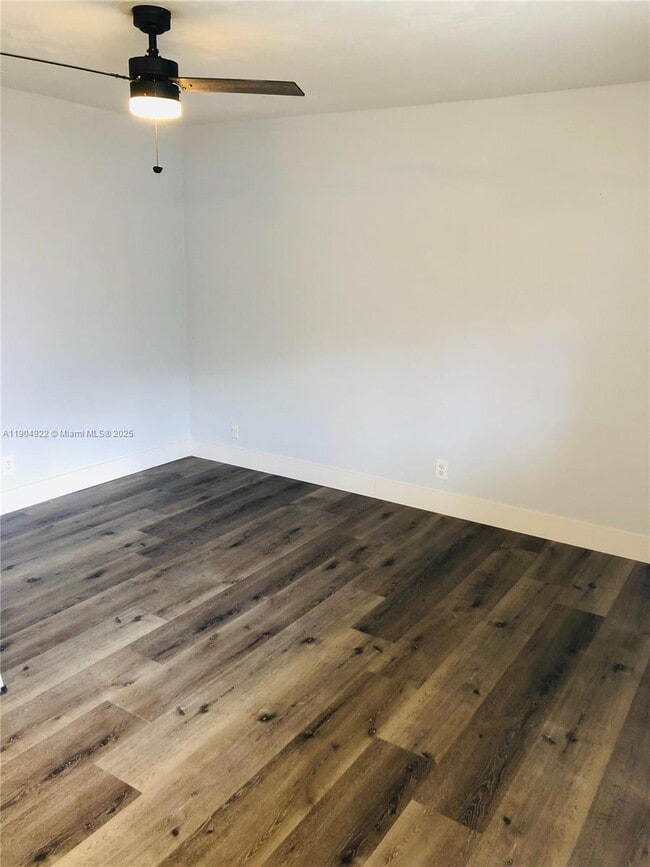 Foto del edificio - 1016 NE 17th Ave