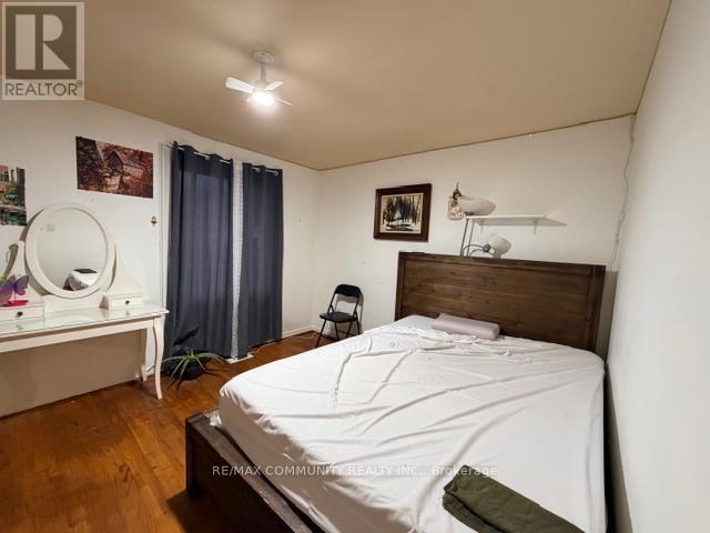 Photo du bâtiment - 537 Steeles Ave W