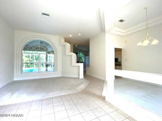 Building Photo - 19 Black Water Way