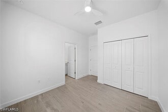 Building Photo - 14279 Winding Cedar Wy
