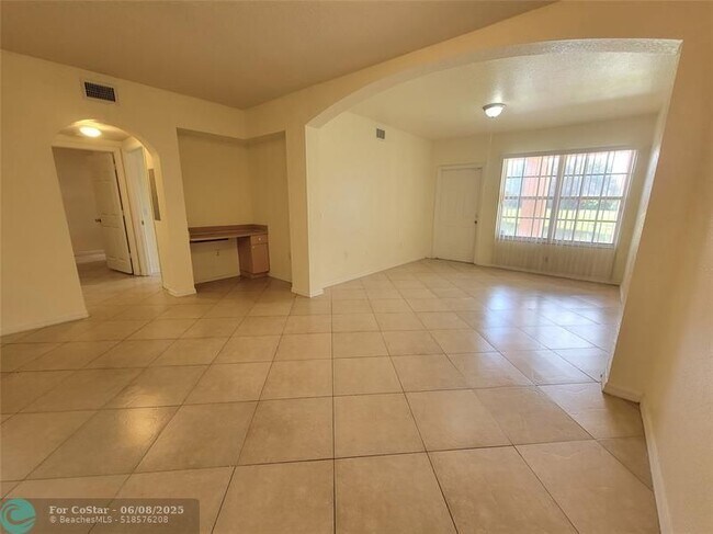 Foto del edificio - 2109 Belmont Ln
