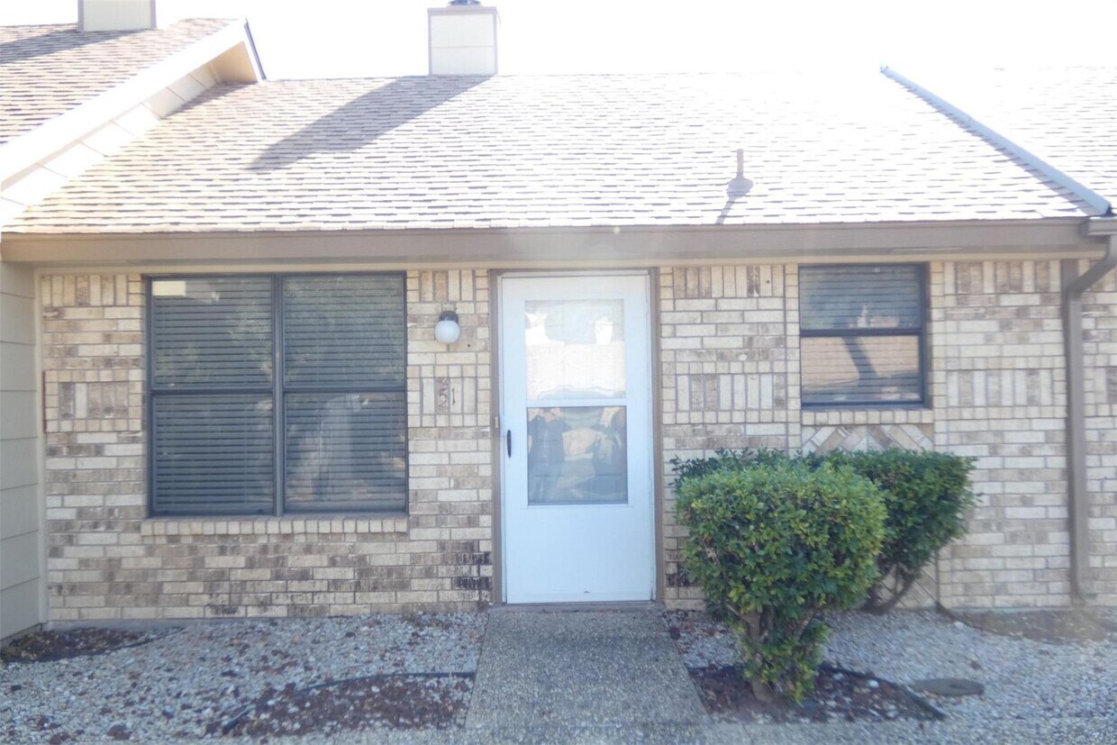 51 Teakwood Ln, Abilene, TX 79601 House Rental in Abilene, TX