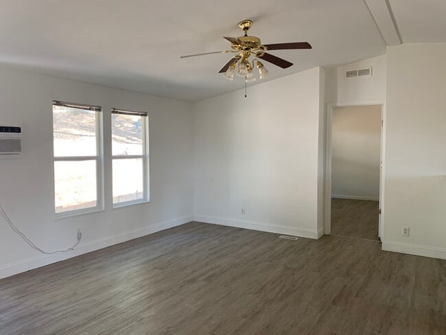 Building Photo - 3375 Almosta Rd