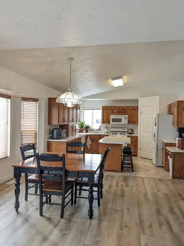 Foto del edificio - 2126 N 750 W