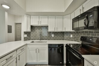 Building Photo - 12592 Whittington Dr