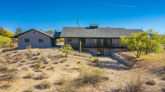 Building Photo - 2230 Vulture Mine Rd