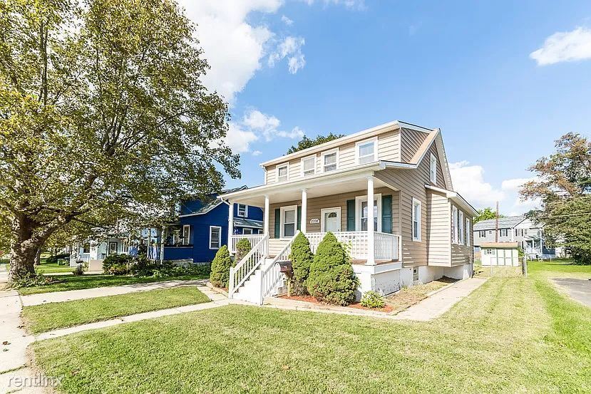 Foto principal - 3 br, 1.5 bath House - 2708 White Ave