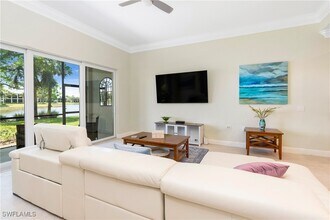 Building Photo - 9259 Museo Cir Building Photo - 9259 Museo Cir